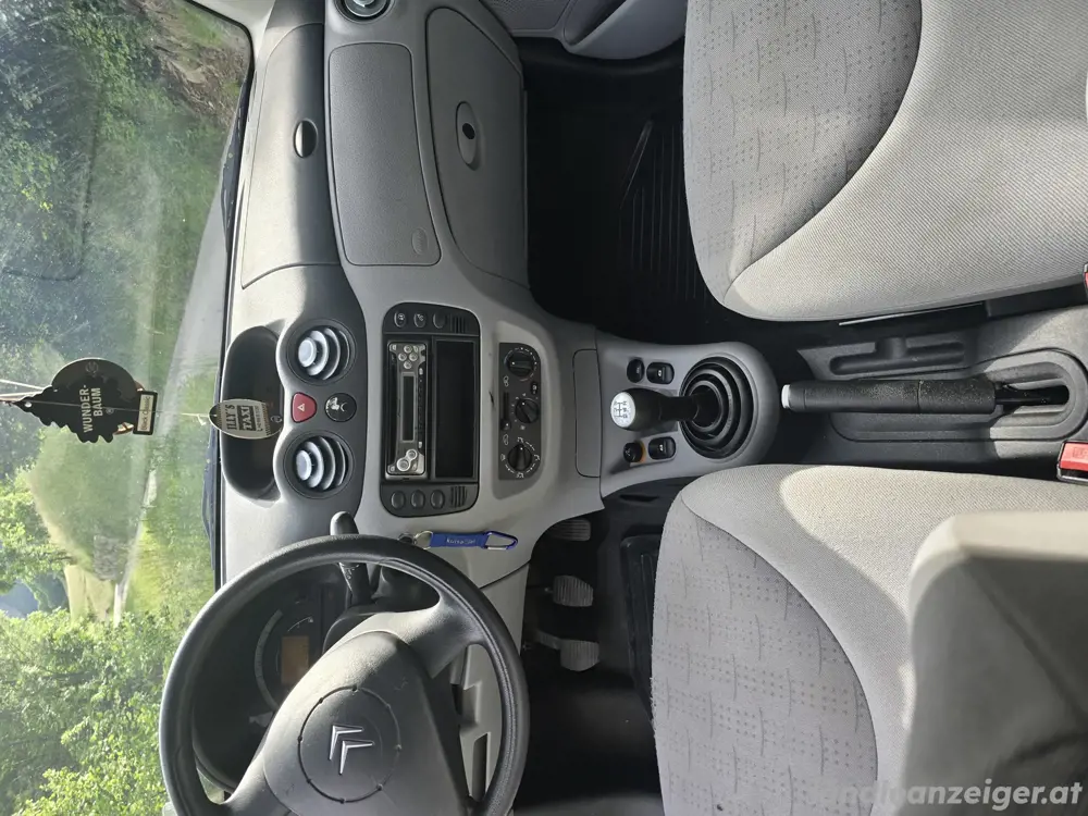 Citroen C3 1,4 mit wenig km Citroen C3 1,4 mit wenig km
