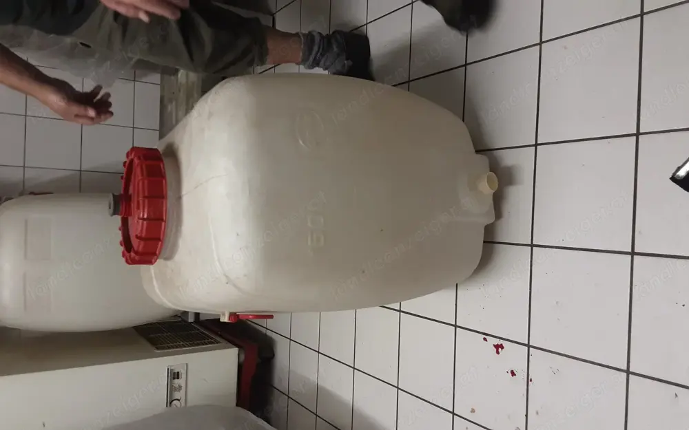 Kunststofftank 150 ltr. Kunststofftank 150 ltr.