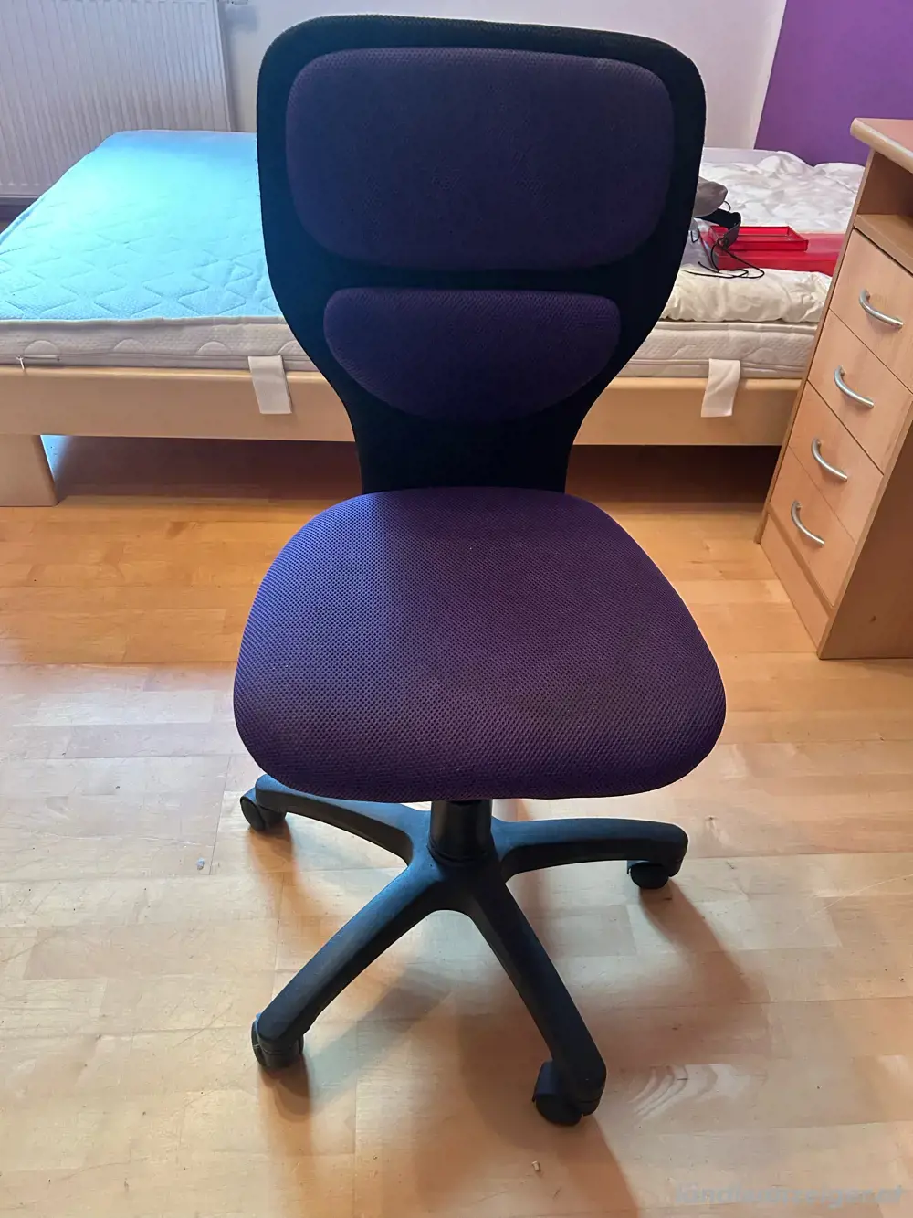 violetter Bürostuhl violetter Bürostuhl