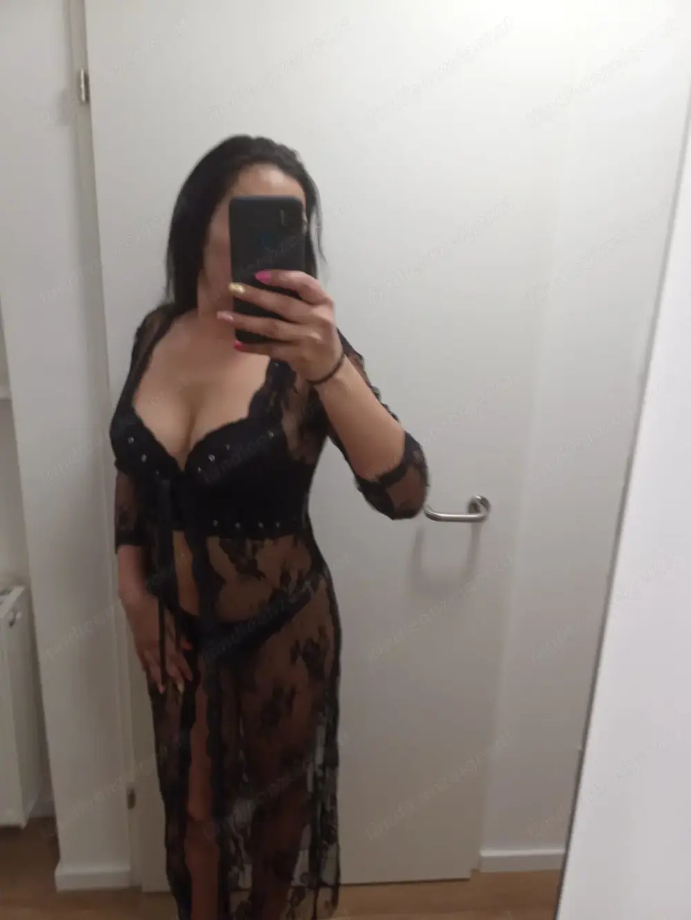 NURU Gel Body2Body Massage 