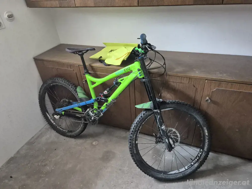 Bionicon Edison Evo Fully Downhill Mountainbike Bionicon Edison Evo Fully Downhill Mountainbike