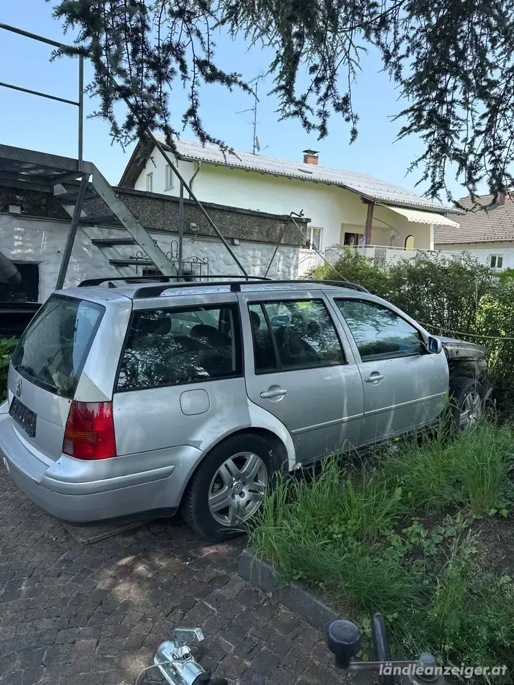 Golf 1,9 Tdi Turboschaden zum ausschlachten Golf 1,9 Tdi Turboschaden zum ausschlachten