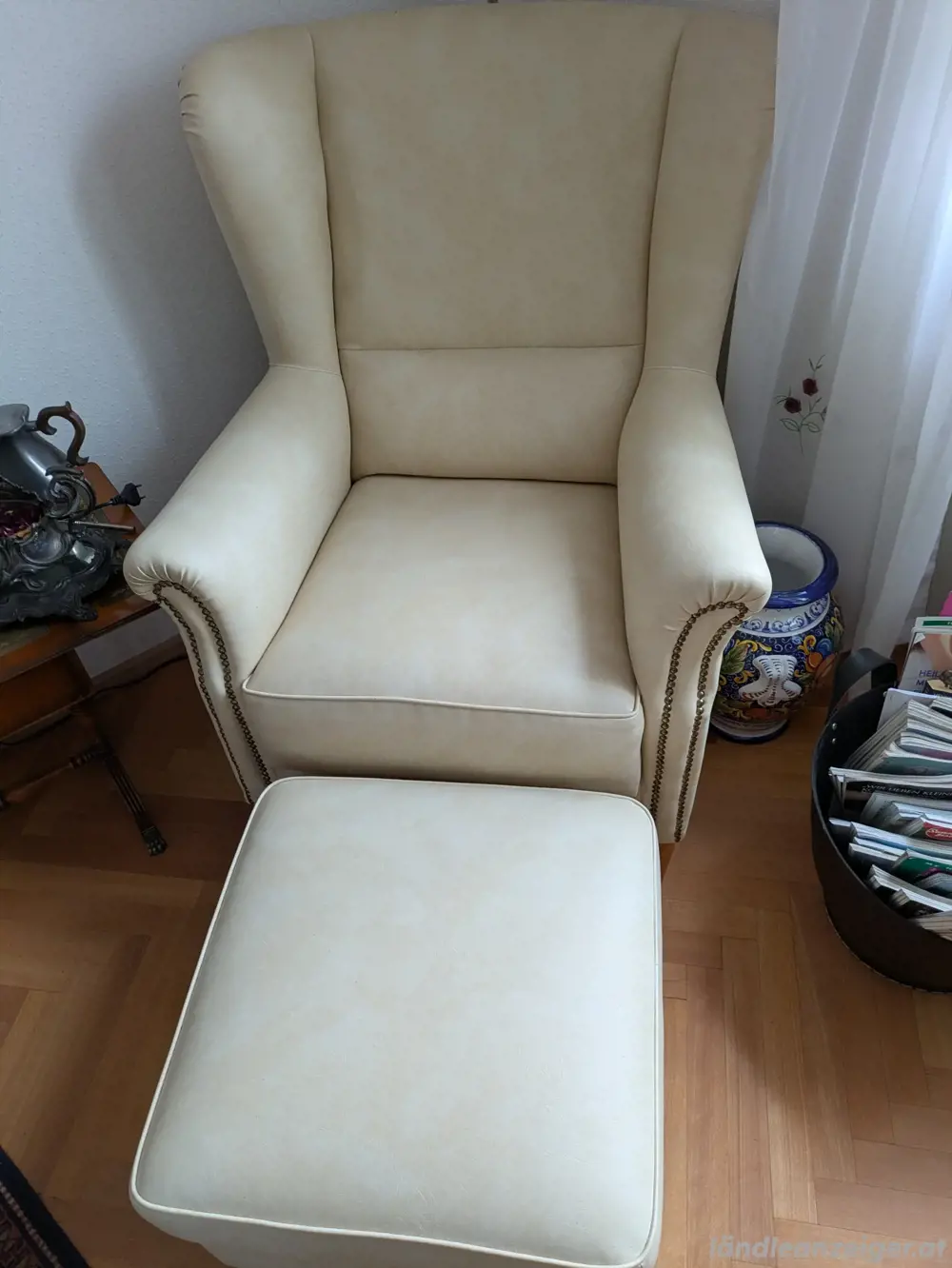 Ohrensessel mit Hocker Ohrensessel mit Hocker