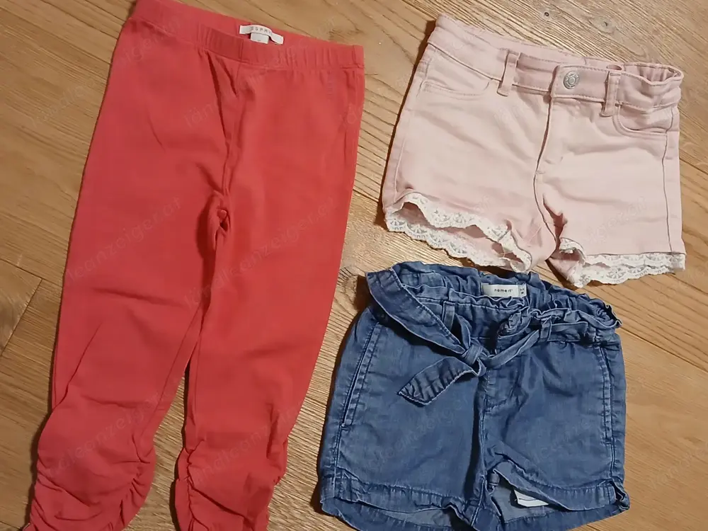 3 Babyhosen abzugeben!