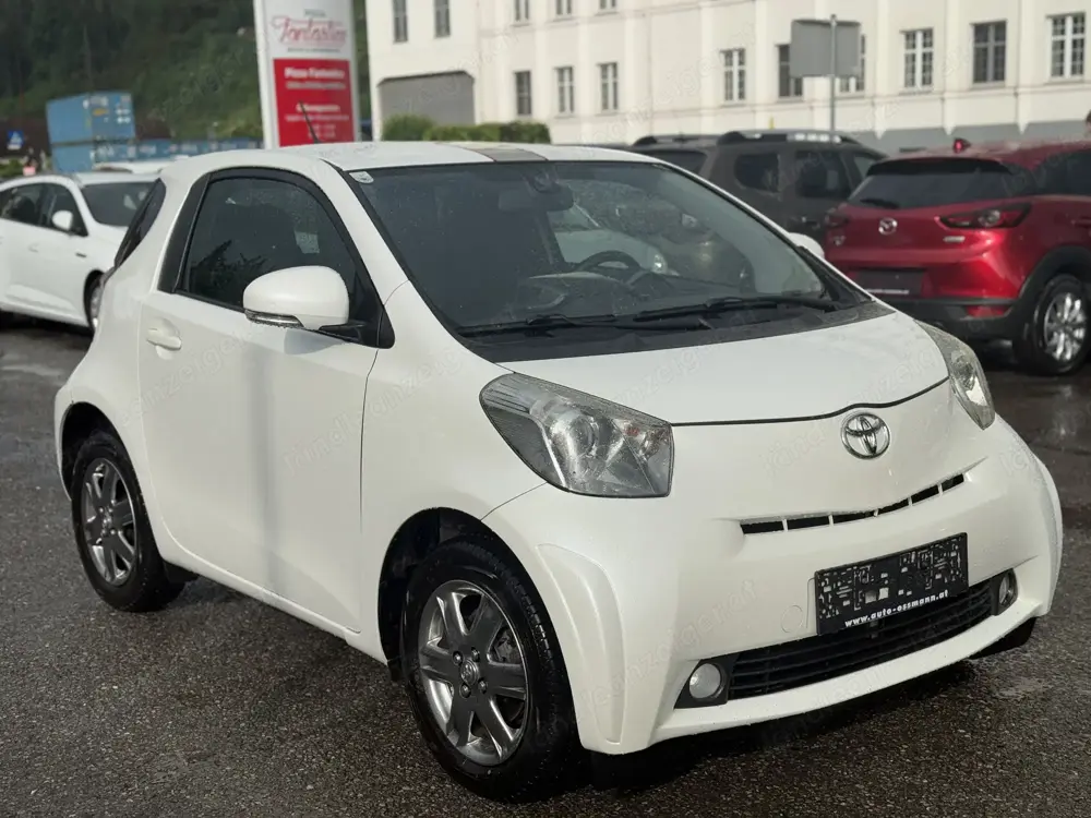 Toyota iQ TÜV NEU wenig Km Toyota iQ TÜV NEU wenig Km