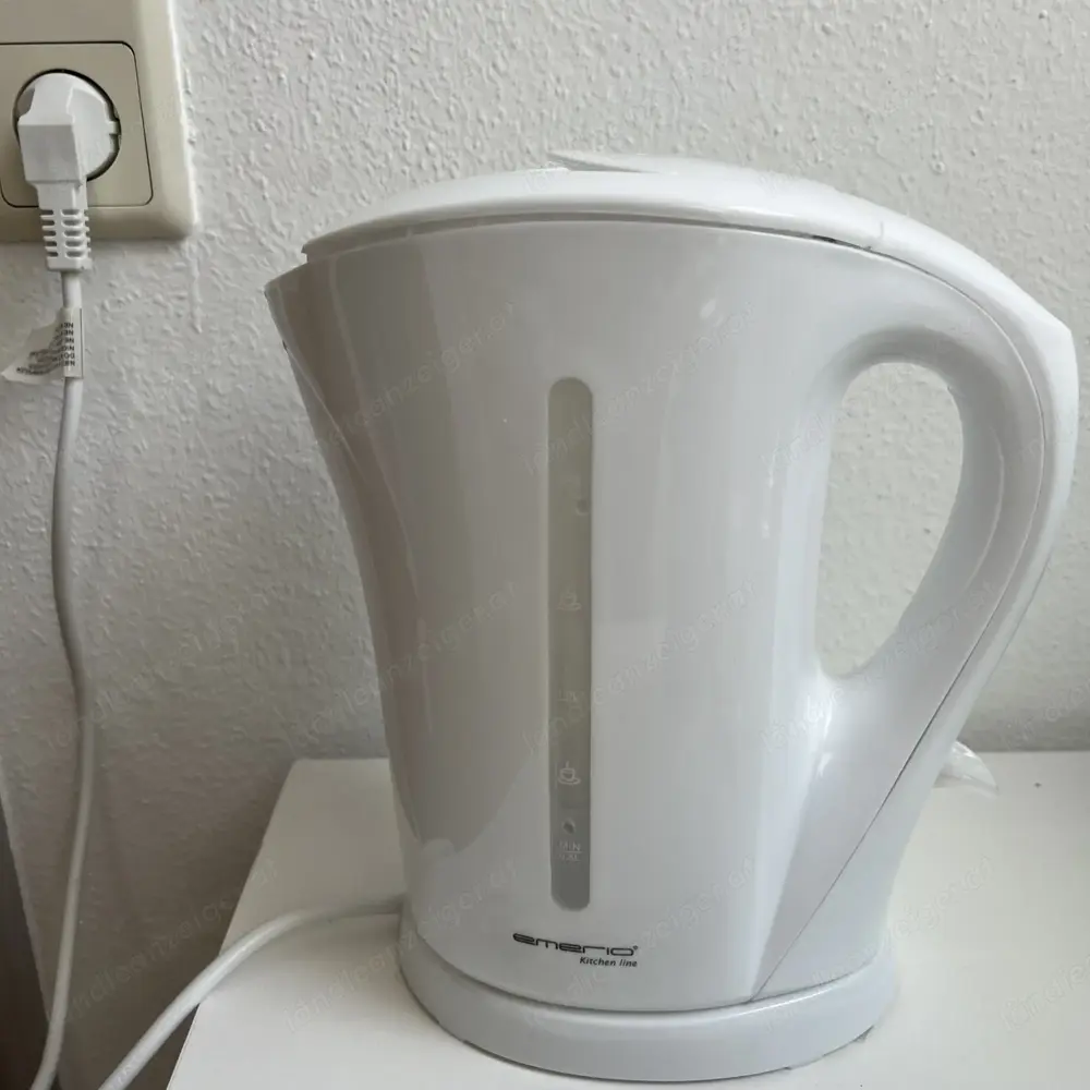 einfacher Wasserkocher einfacher Wasserkocher