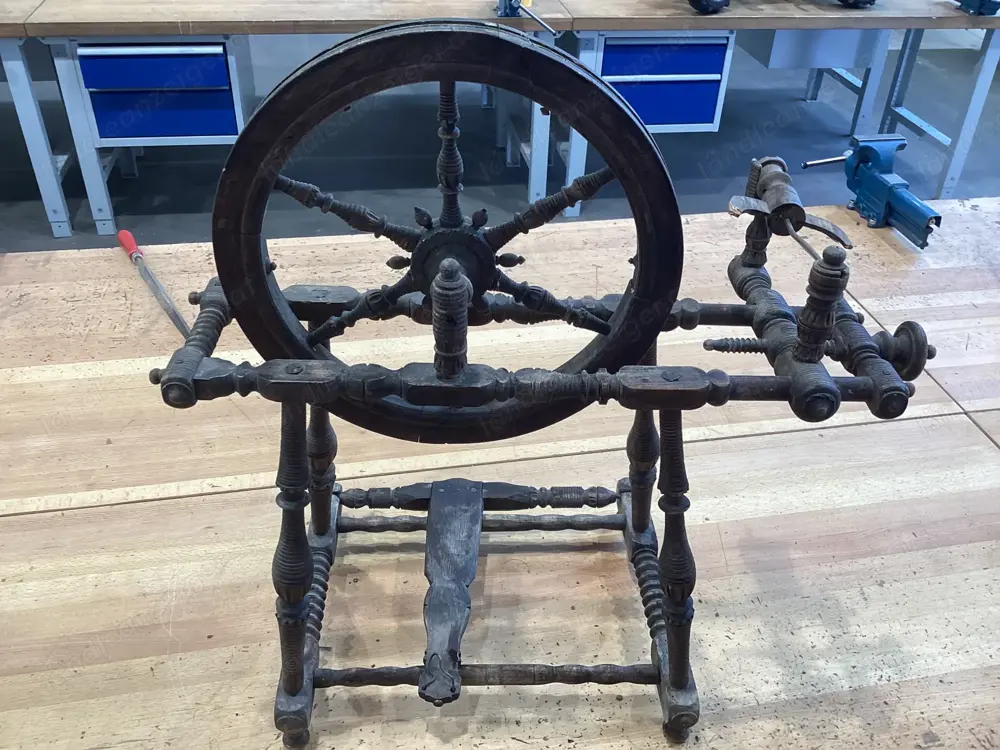 Verschenke Spinnrad Verschenke Spinnrad