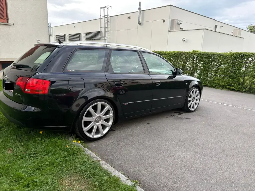 Audi A4 2.0 Tdi S Line Audi A4 2.0 Tdi S Line