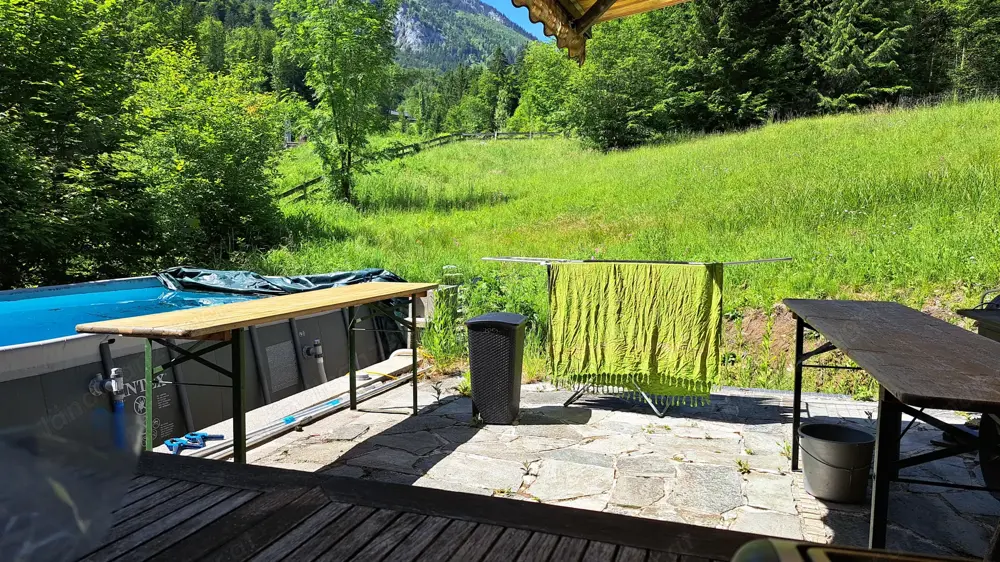 Haushalts und Garten Sklave in Platz geboten Haushalts und Garten Sklave in Platz geboten
