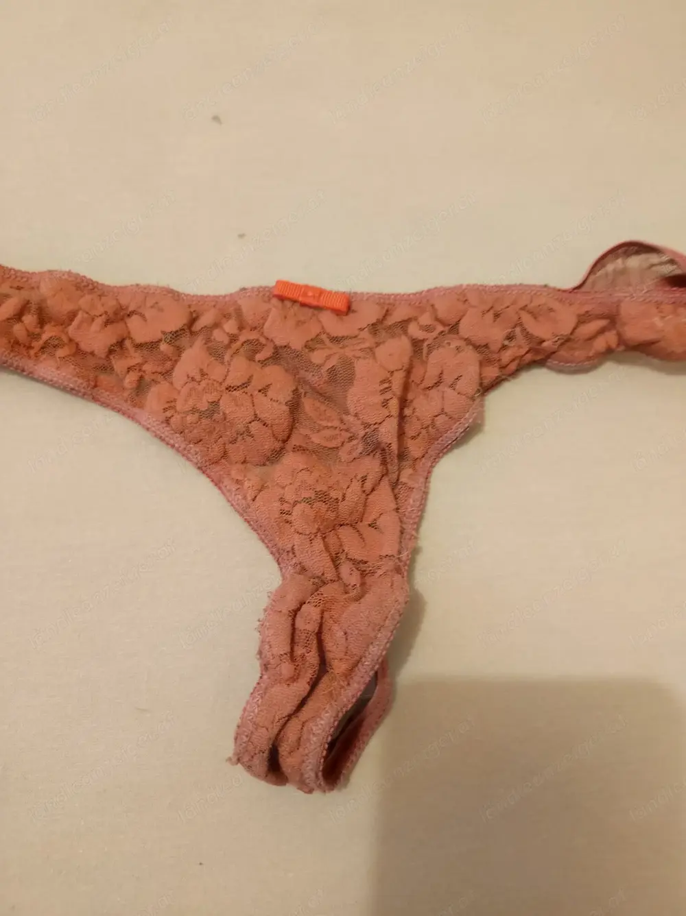 Verkaufe getragene Tangas  