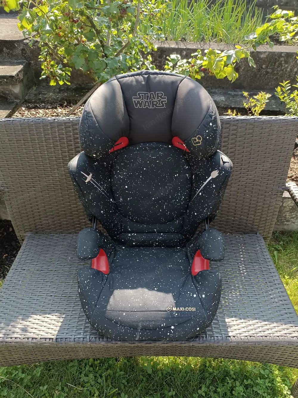 Auto - Kindersitz Auto - Kindersitz