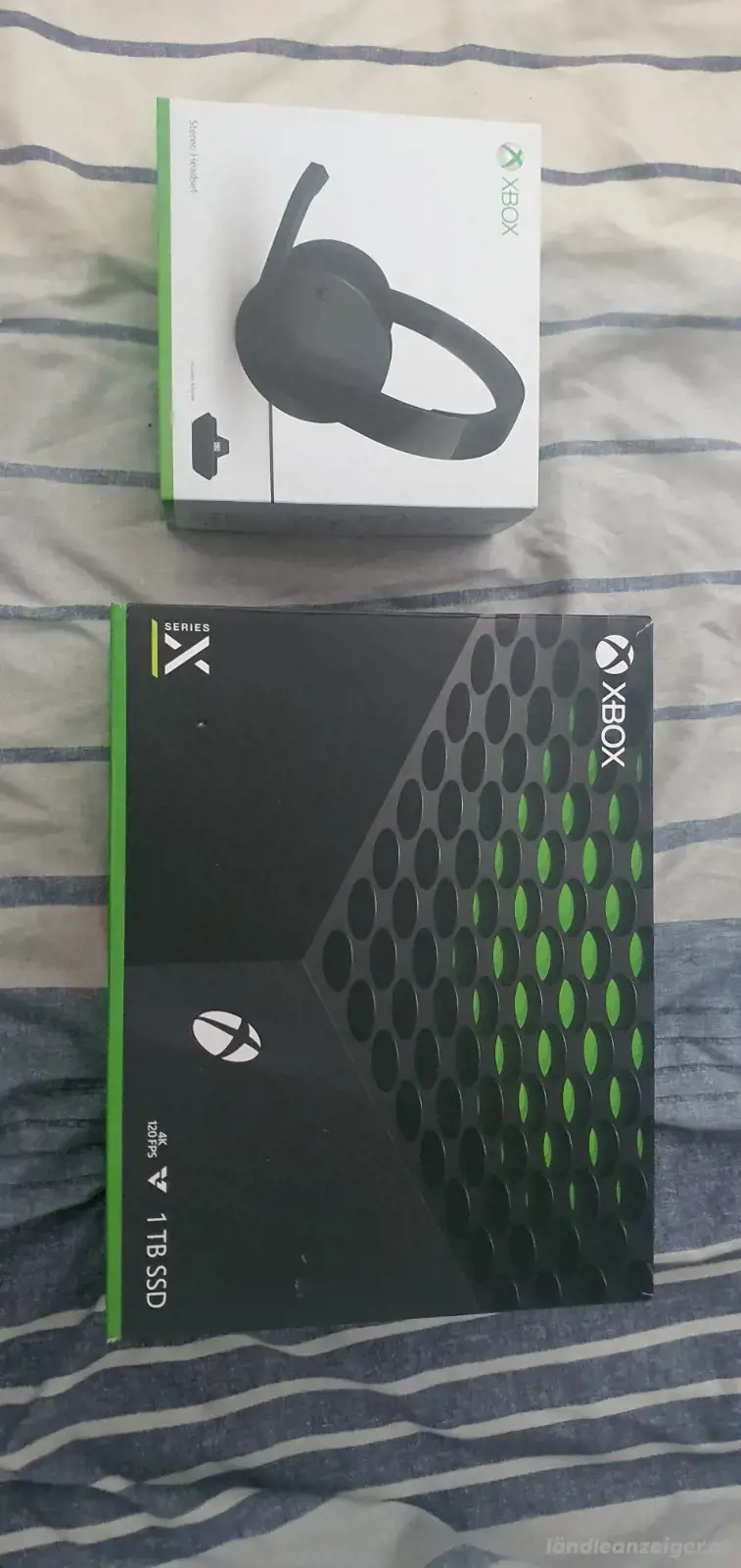 Xbox Series x 1TB + Xbox Stereo Headset. + 6 Spiele