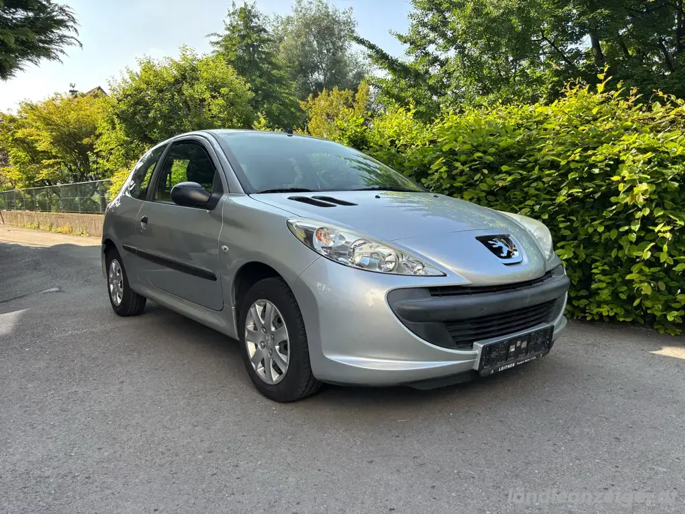 Peugeot 206+ Junior Peugeot 206+ Junior
