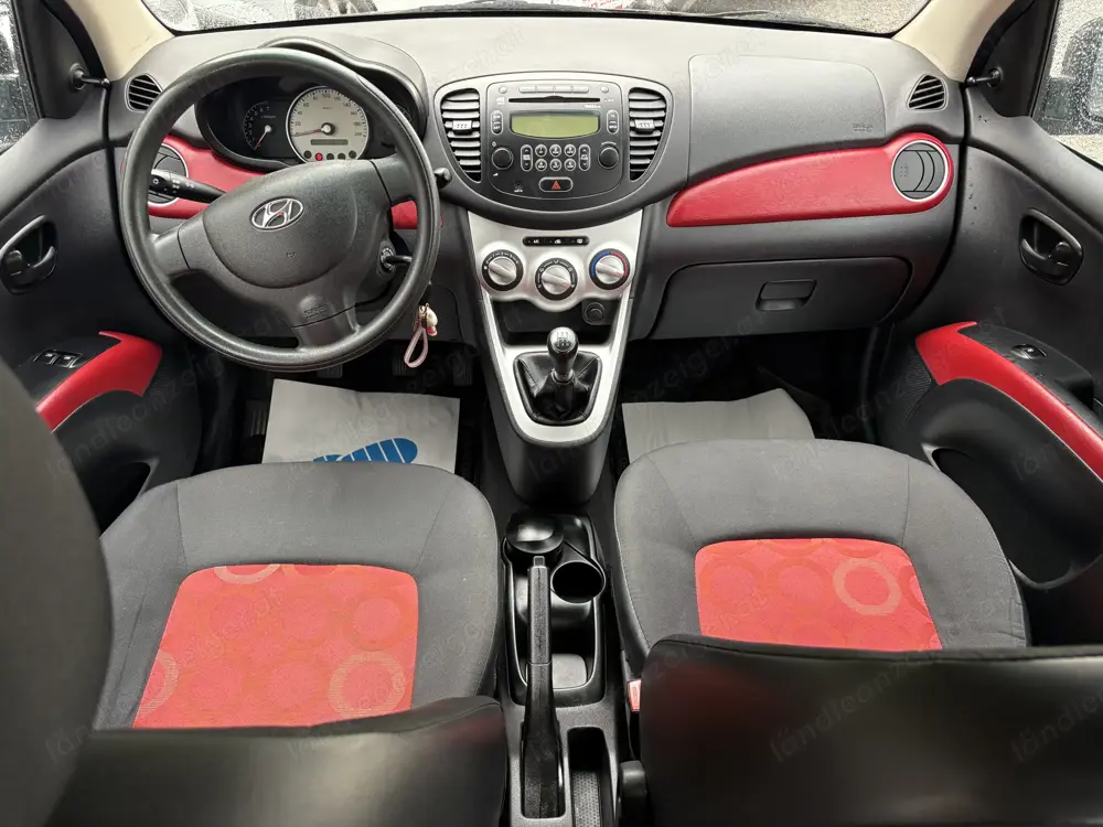Hyundai i10 Hyundai i10