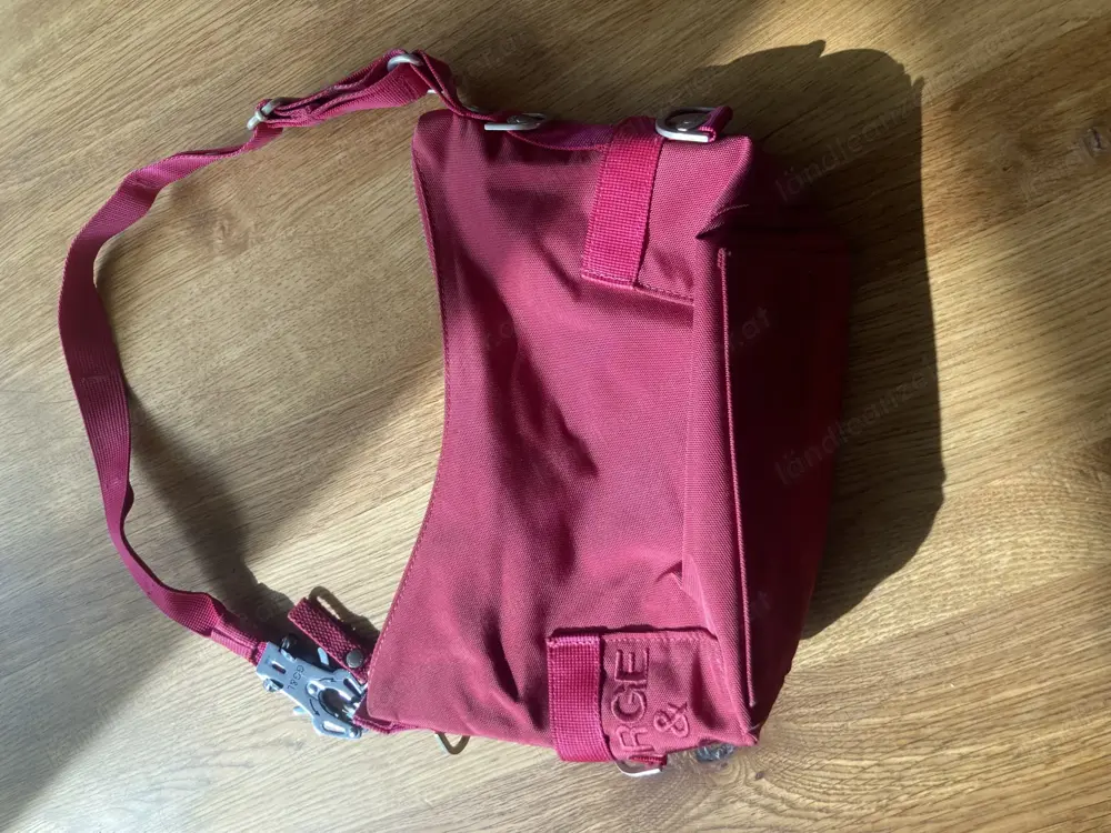 George Gina & Lucy Tasche NEU