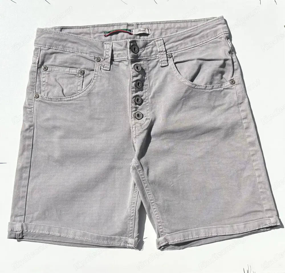 Graue Damen Shorts von Please Graue Damen Shorts von Please