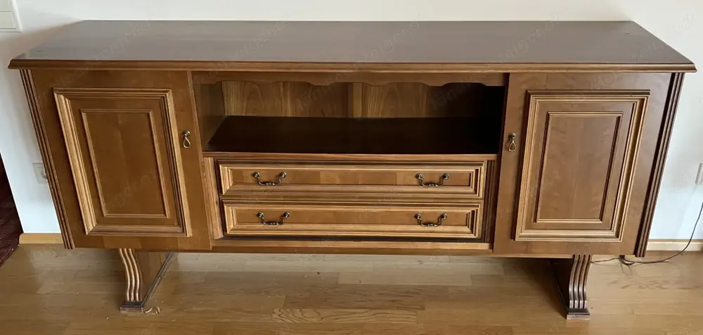 Kommode mit Türen seitlich und 2 Schubladen Stilmöbel Vintage Kommode mit Türen seitlich und 2 Schubladen Stilmöbel Vintage