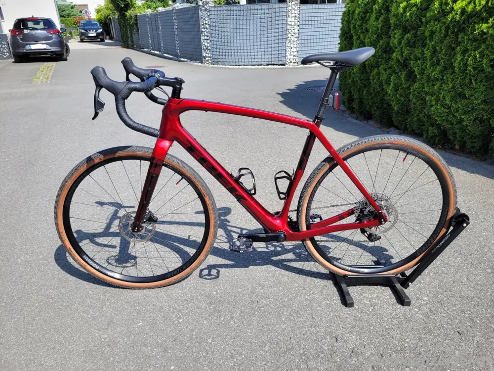 Gravel - TREK Checkpoint SL 6 - AXS Xplr mit Powermeter Gravel - TREK Checkpoint SL 6 - AXS Xplr mit Powermeter