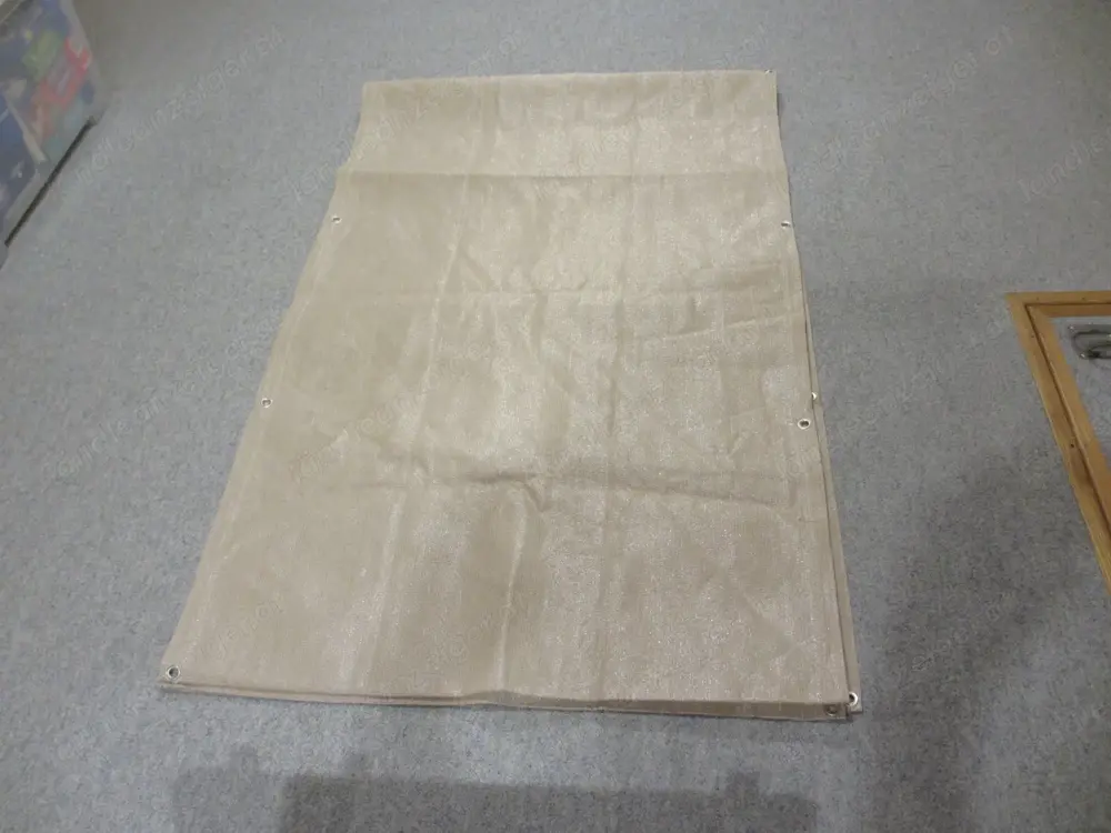 Sichtschutzmatte mit Ösen 5,80 m x 90 cm Sichtschutzmatte mit Ösen 5,80 m x 90 cm