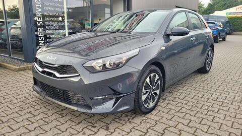 Kia Ceed / cee'd SPIN 1.5 T-GDI AT Kamera*Sitzheizung*APP*Navi 1... Kia Ceed / cee'd SPIN 1.5 T-GDI AT Kamera*Sitzheizung*APP*Navi 1...