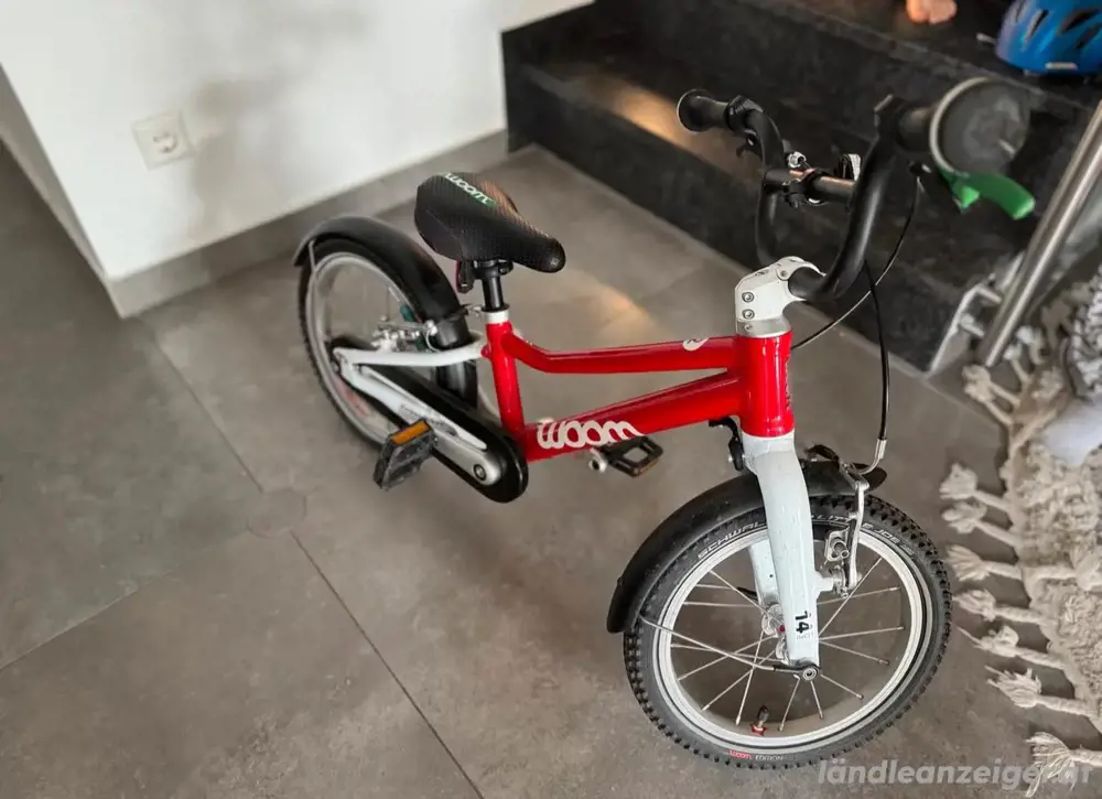 Woom 2 Kinderfahrrad inkl Ständer und Spritzbleche Woom 2 Kinderfahrrad inkl Ständer und Spritzbleche