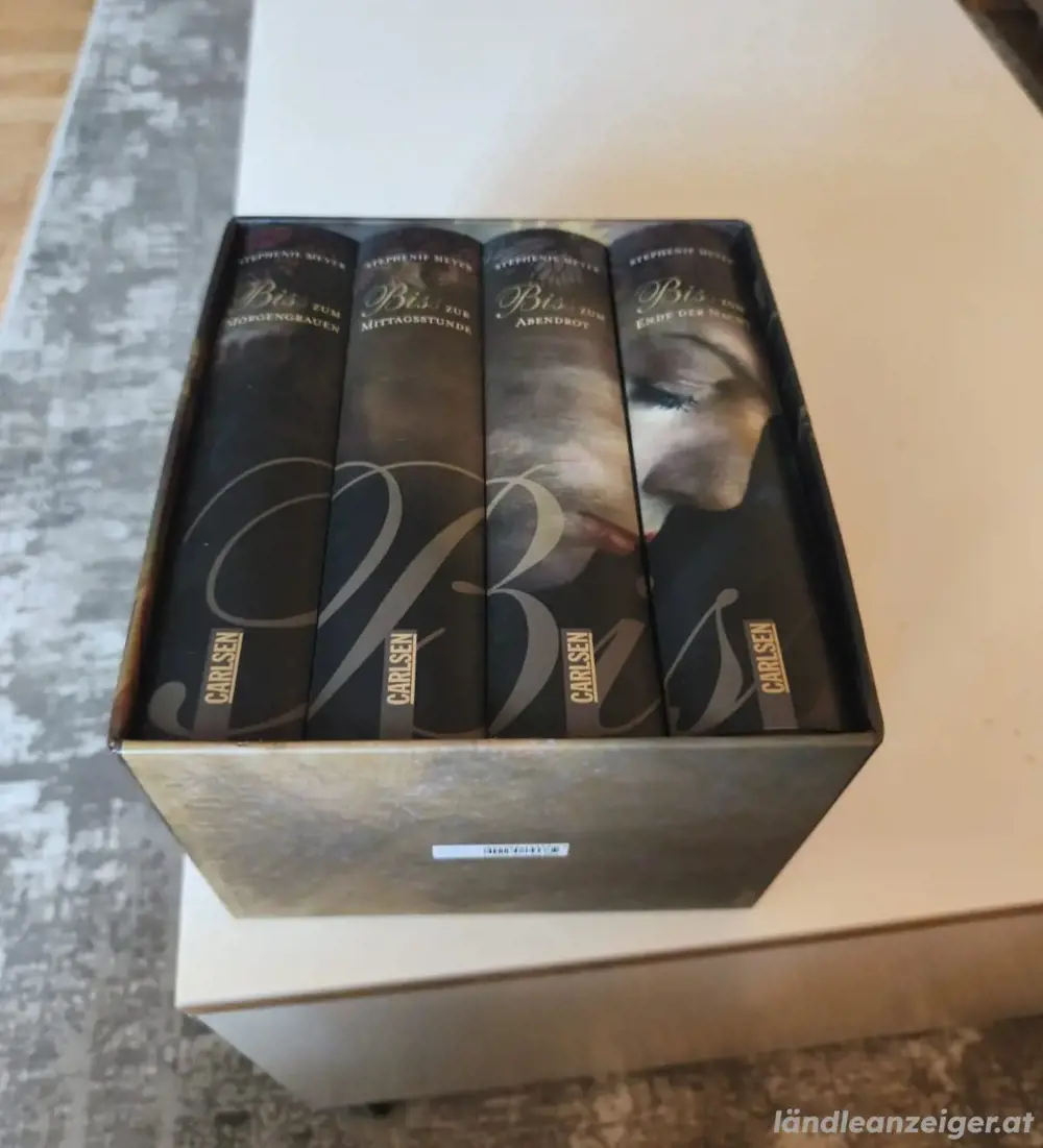Twilight Bücher im Schuber 1-4 Twilight Bücher im Schuber 1-4
