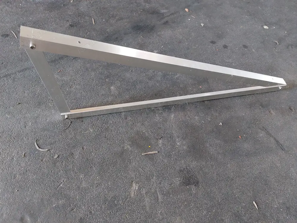 Aluminium Profile für Aufständerung PV auf Flachdach , Carport usw Aluminium Profile für Aufständerung PV auf Flachdach , Carport usw