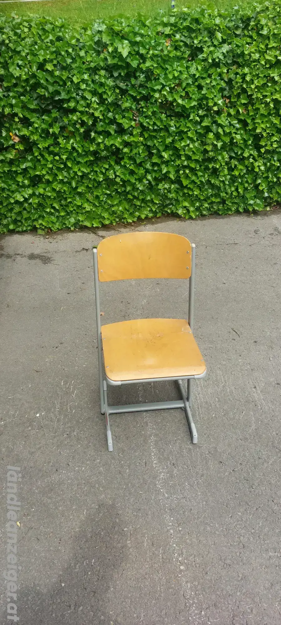 Kinderstühle zu verschenken Kinderstühle zu verschenken