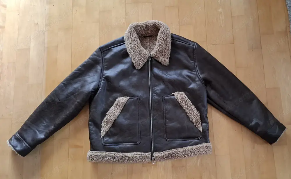 Herrenjacke Größe L in Wildlederoptik Herrenjacke Größe L in Wildlederoptik
