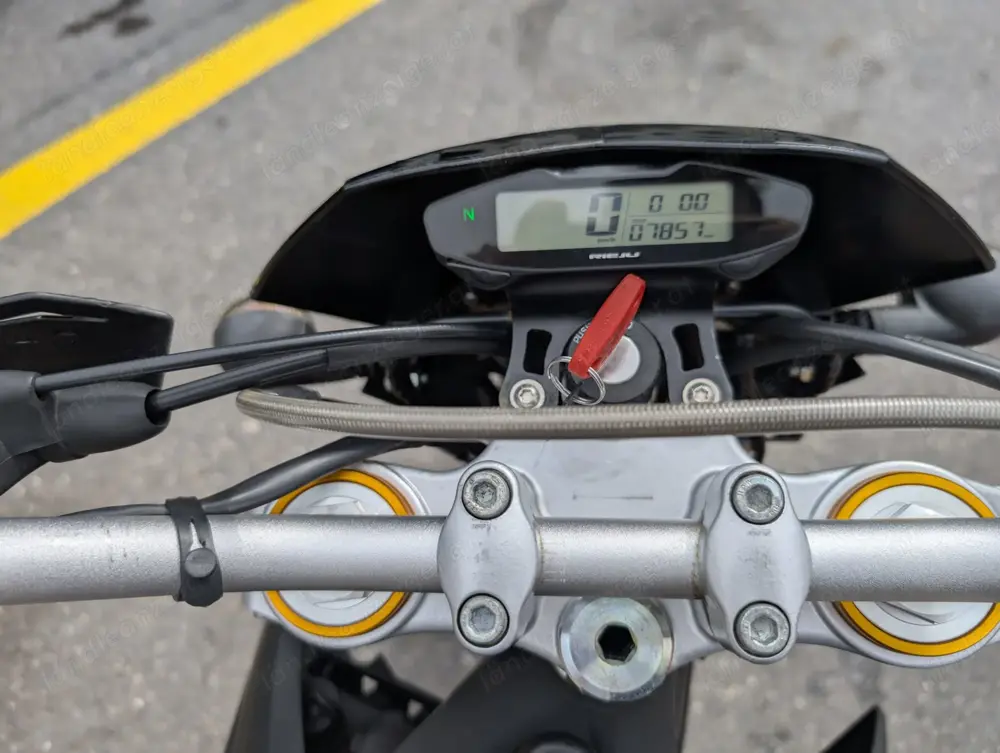 Moped Rieju MRT Top all black SM 50 Pro Moped Rieju MRT Top all black SM 50 Pro
