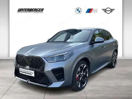 BMW X2 sDrive20i M Sportpaket // Anhängerkupplung // BMW Niere 'Iconic Glow' BMW X2 sDrive20i M Sportpaket // Anhängerkupplung // BMW Niere 'Iconic Glow'