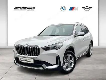 BMW X1 sDrive18d xLine // Head-Up // Panorama Glasdach // Rückfahrkamera // BMW X1 sDrive18d xLine // Head-Up // Panorama Glasdach // Rückfahrkamera //