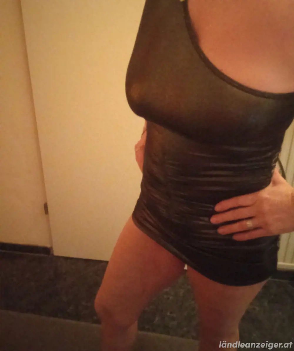 Heisse Milf..bin vom 19 bis 21 besuchbar für dich in Feldkirch 