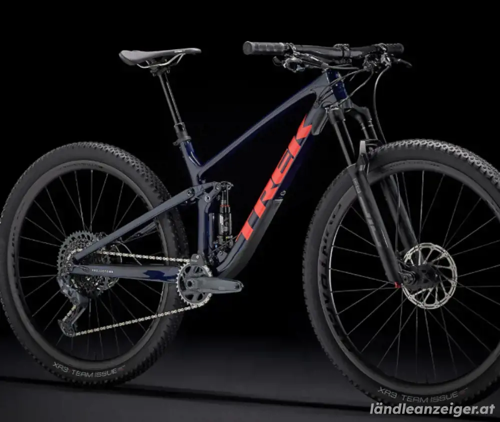 TREK Top Fuel 9.8 Xt M Carbon Fully TREK Top Fuel 9.8 Xt M Carbon Fully