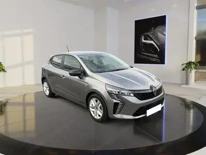 Renault Clio Evolution+SHZ+Klima+LED TCe 90 67 kW (91 PS), S... Renault Clio Evolution+SHZ+Klima+LED TCe 90 67 kW (91 PS), S...