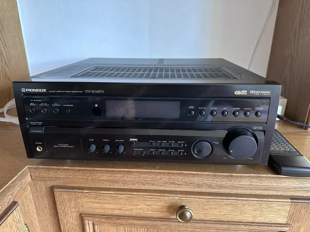 Pioneer Audio Receiver inkl. Regalboxen Pioneer Audio Receiver inkl. Regalboxen