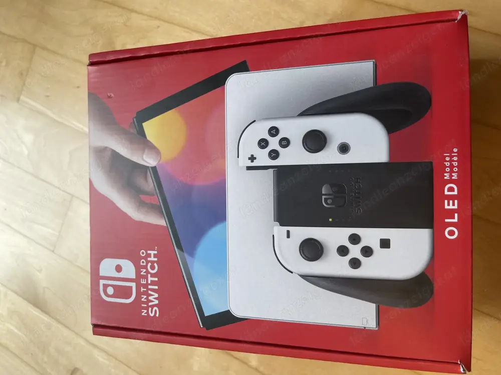 Nintendo Switch OLED weiß + Hardcase grau Nintendo Switch OLED weiß + Hardcase grau