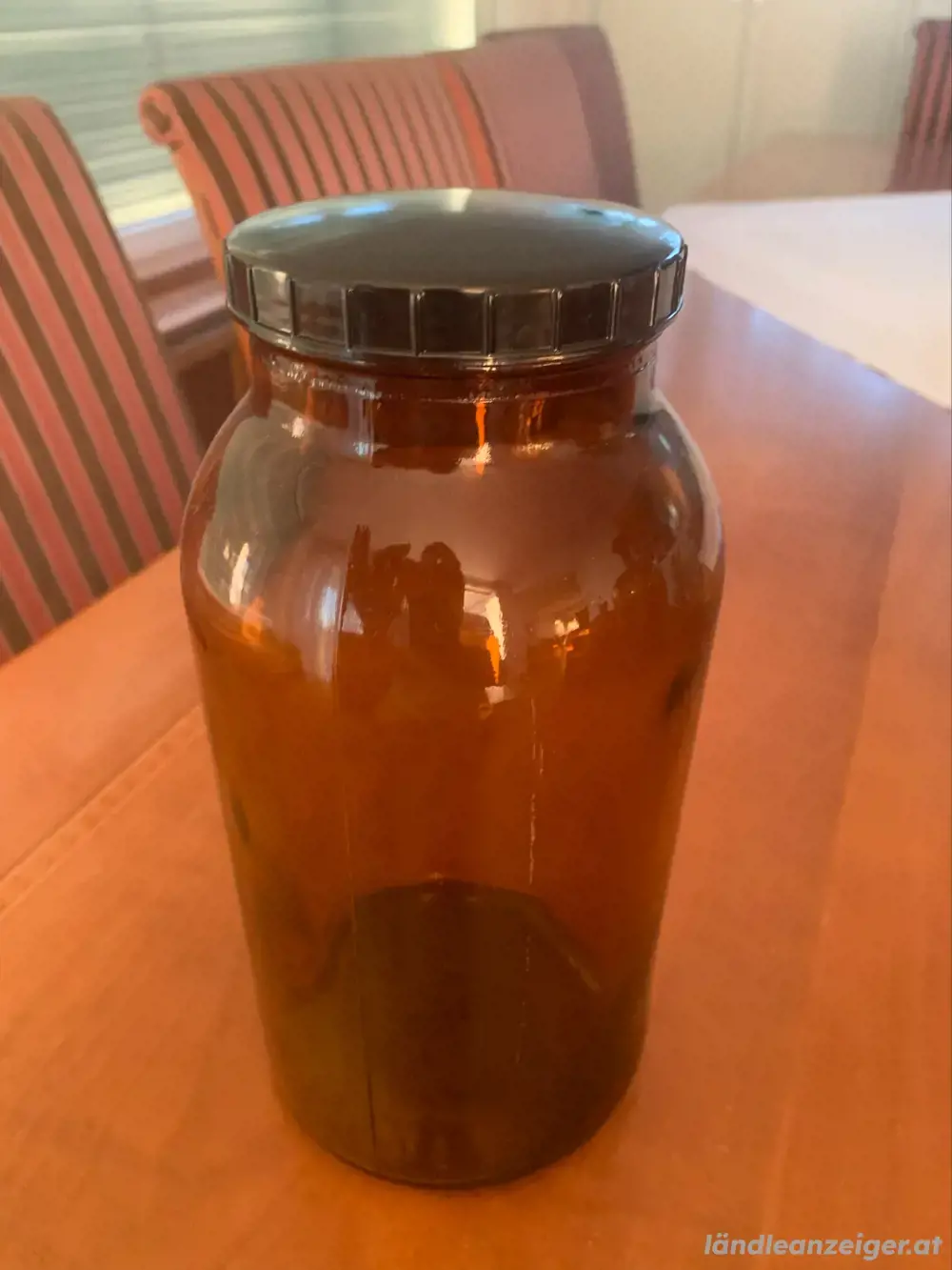braunglas mit Drehverschluß 1 l braunglas mit Drehverschluß 1 l