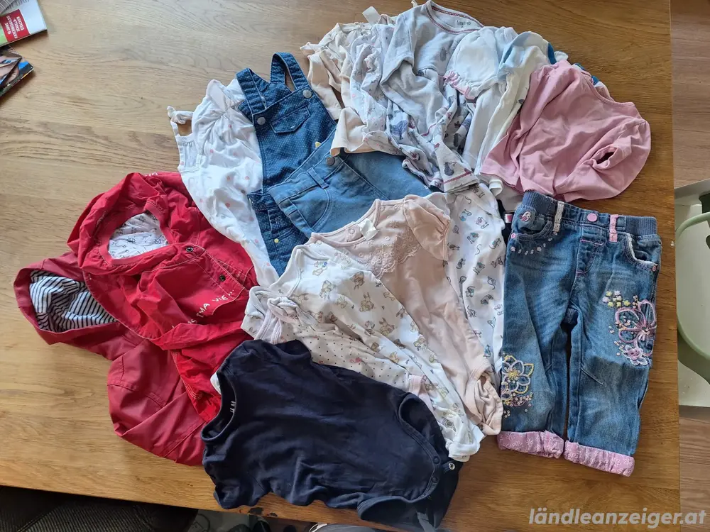 Bekleidungspaket Mädchen Grösse 80-86 Bekleidungspaket Mädchen Grösse 80-86