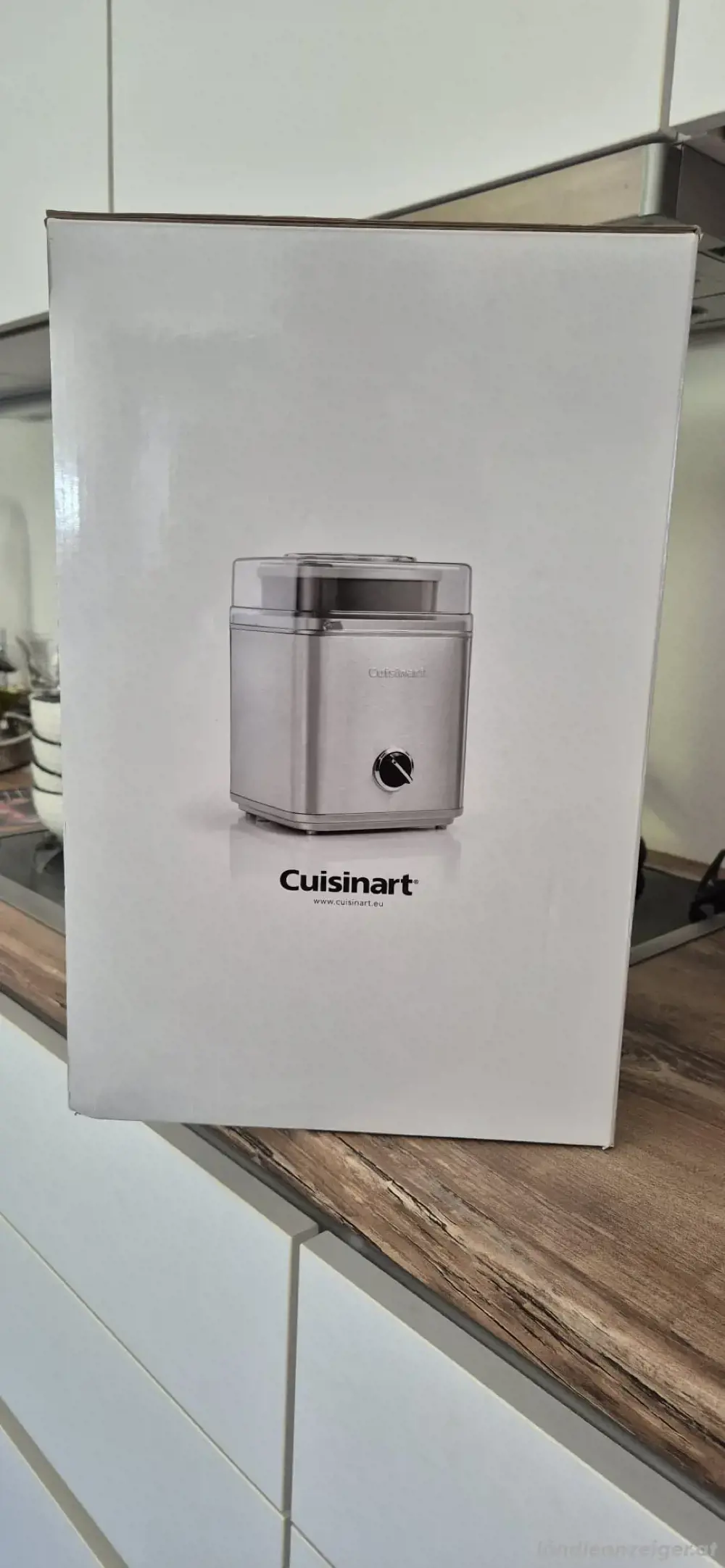Eismaschine Deluxe der Marke Cuisinart Eismaschine Deluxe der Marke Cuisinart