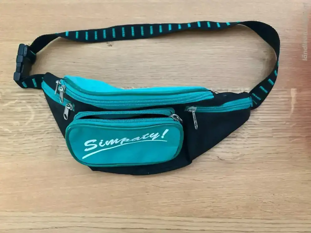 Bauchtasche schwarz türkis Bauchtasche schwarz türkis