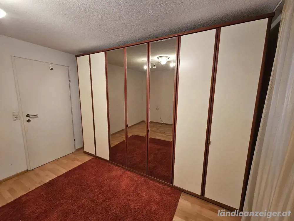 Kleiderschrank Kleiderschrank