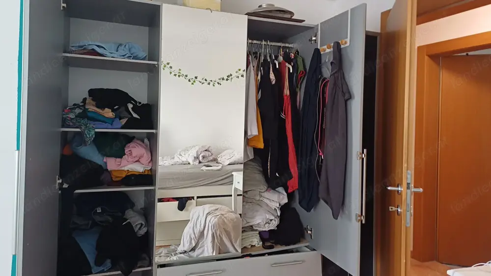 Kleiderkasten zu verschenken, Selbstabholung Kleiderkasten zu verschenken, Selbstabholung