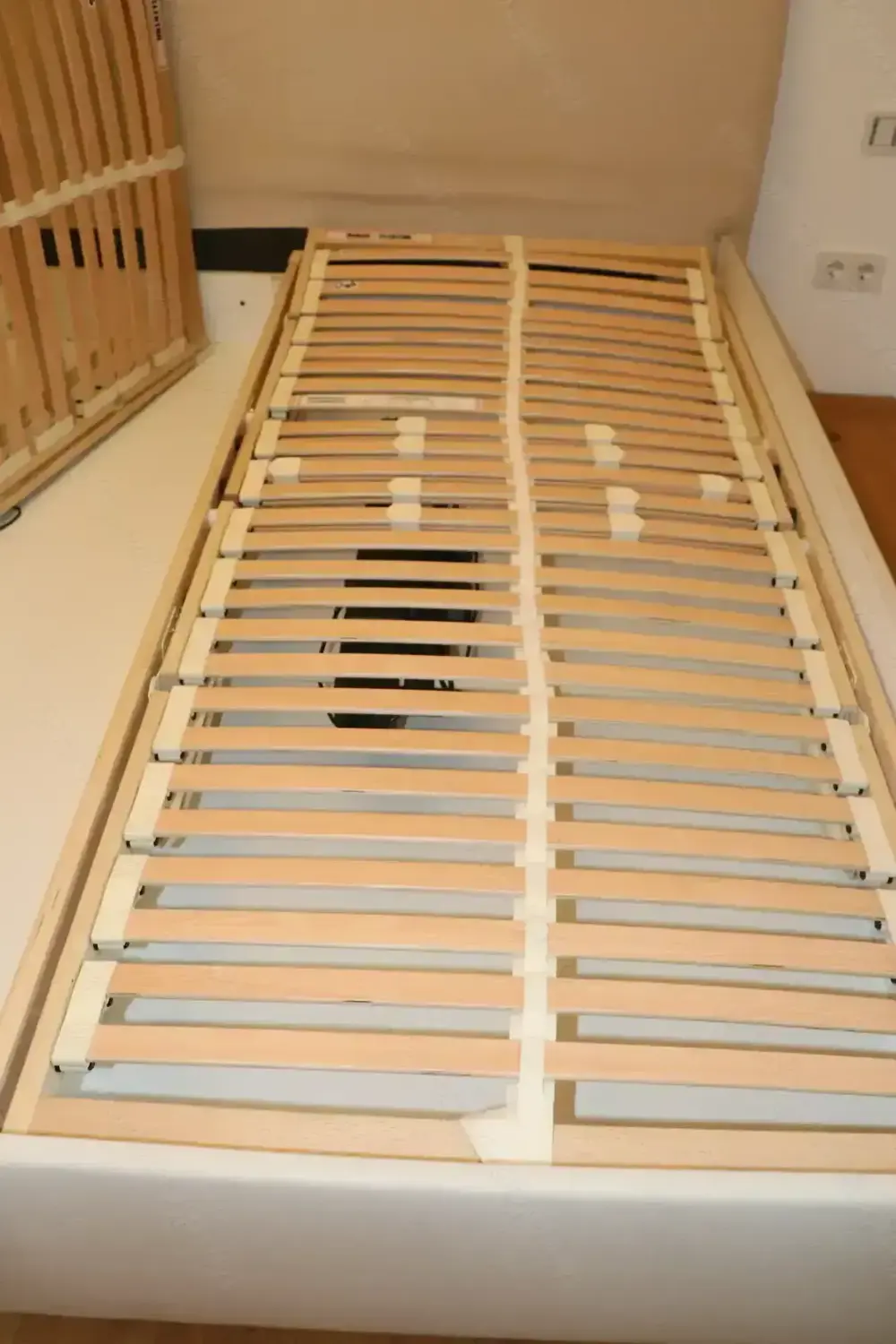 Lattenrost elektrisch verstellbar mit Rebell Motor, 200 x 90 cm