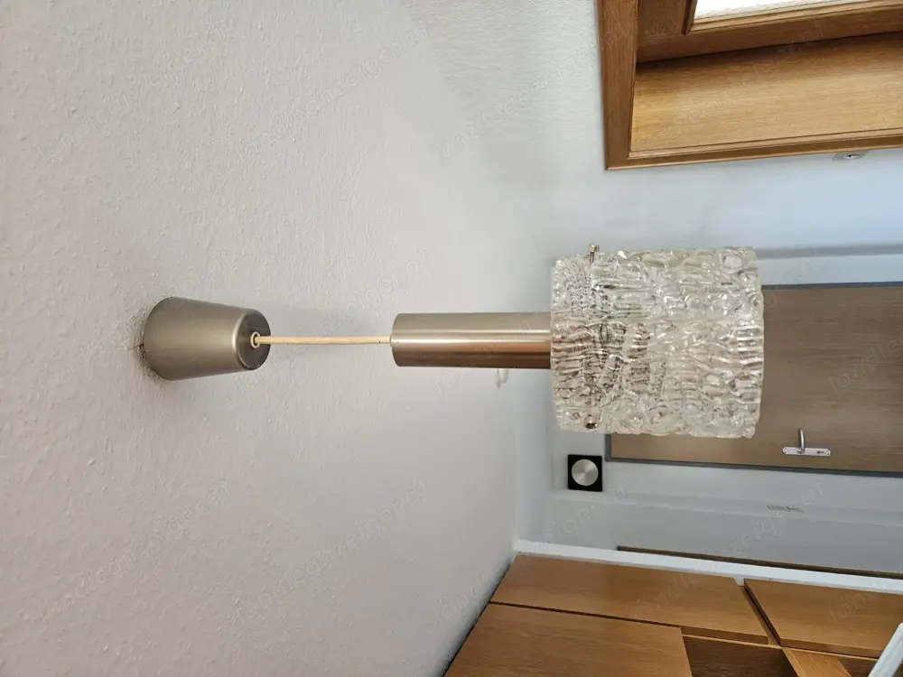 zwei Stück edle Hängelampe mit Kristallglas zwei Stück edle Hängelampe mit Kristallglas