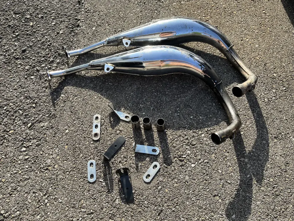 2x Chromed Lower 50 70ccm (Für Moped 50ccm) 2x Chromed Lower 50 70ccm (Für Moped 50ccm)