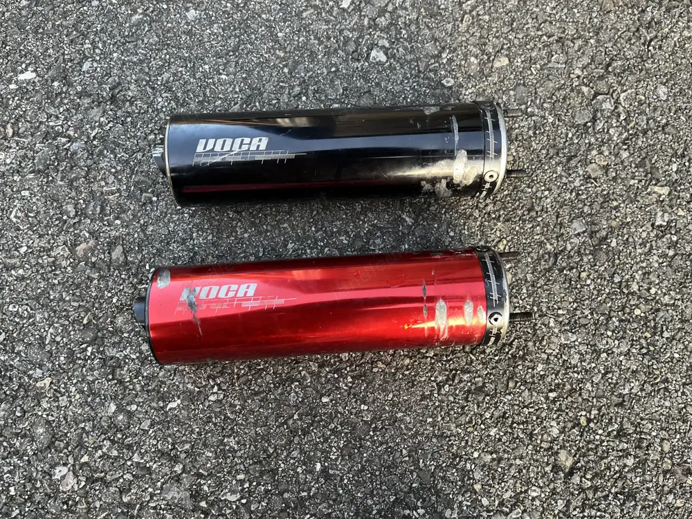 Verkaufe 2x Voca Endschalldämpfer Rot Schwarz (Moped 50ccm)