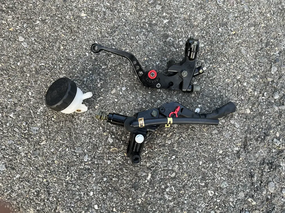 Brems- & Kupplungsarmaturenset Motoflow CNC Schwarz