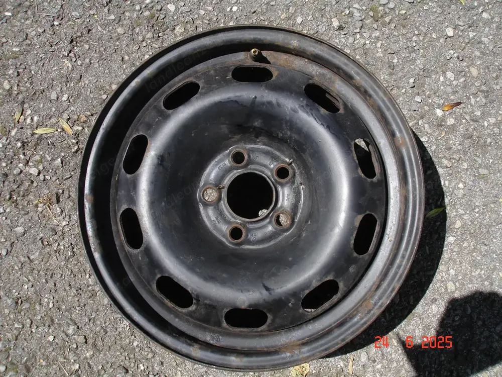 1 Stahlfelge R 15 für 195er Reifen z. B. für Octavia 1