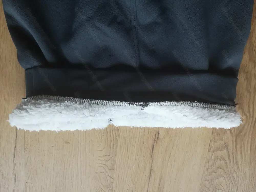NEUE flauschig-weich gefütterte DAMEN LEGGINGS in ANTHRAZIT NEUE flauschig-weich gefütterte DAMEN LEGGINGS in ANTHRAZIT
